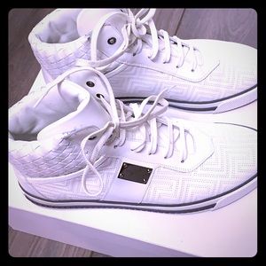 💯% Authentic Versace Sneakers